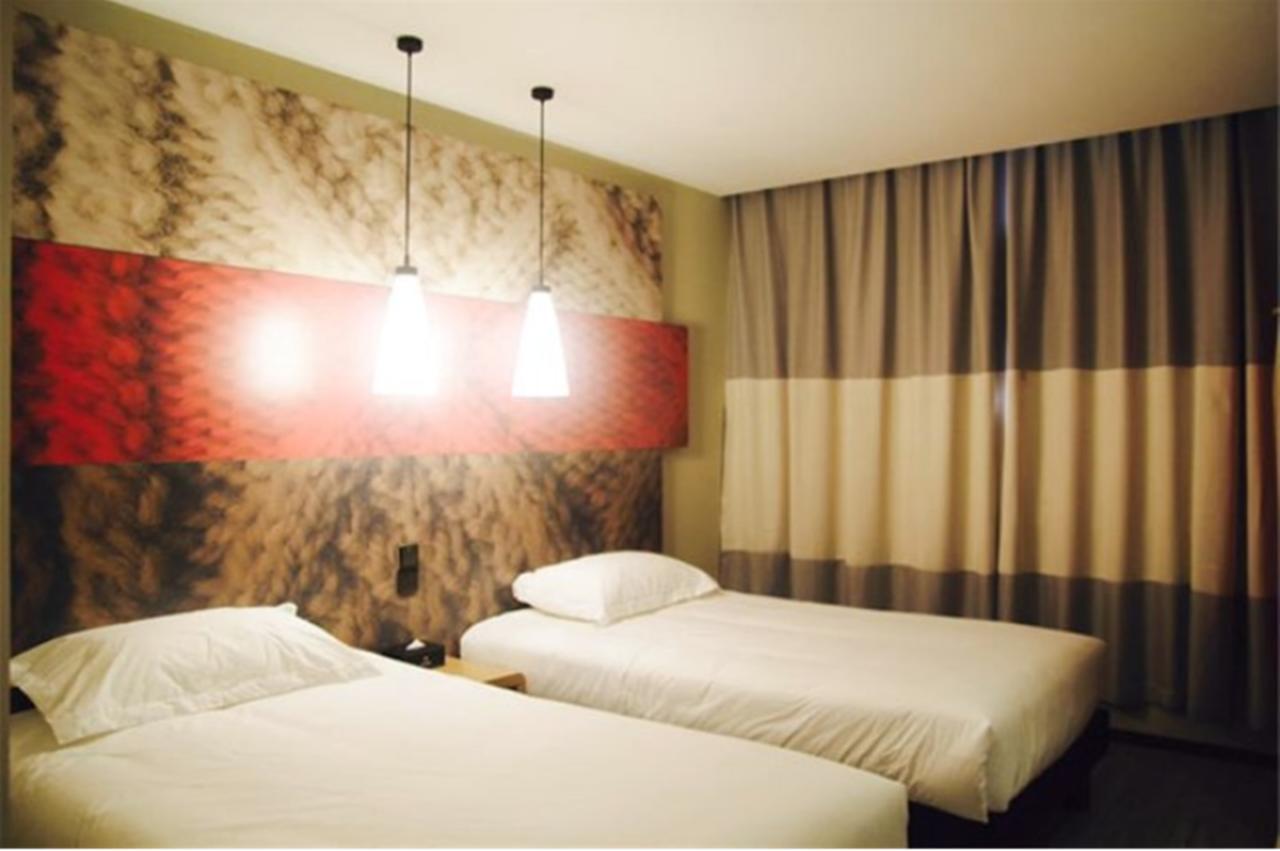 Ibis Chengdu Meizhou Center Екстер'єр фото