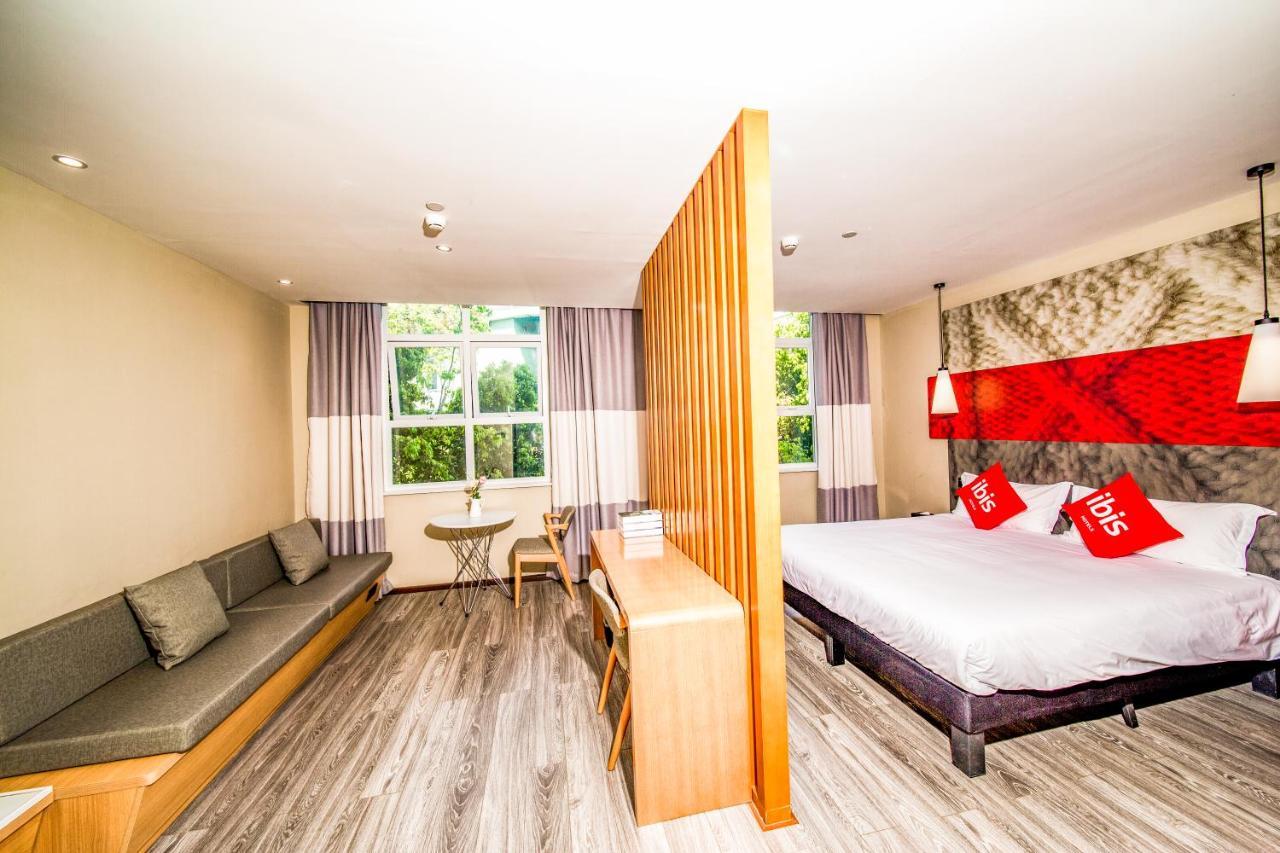 Ibis Chengdu Meizhou Center Екстер'єр фото
