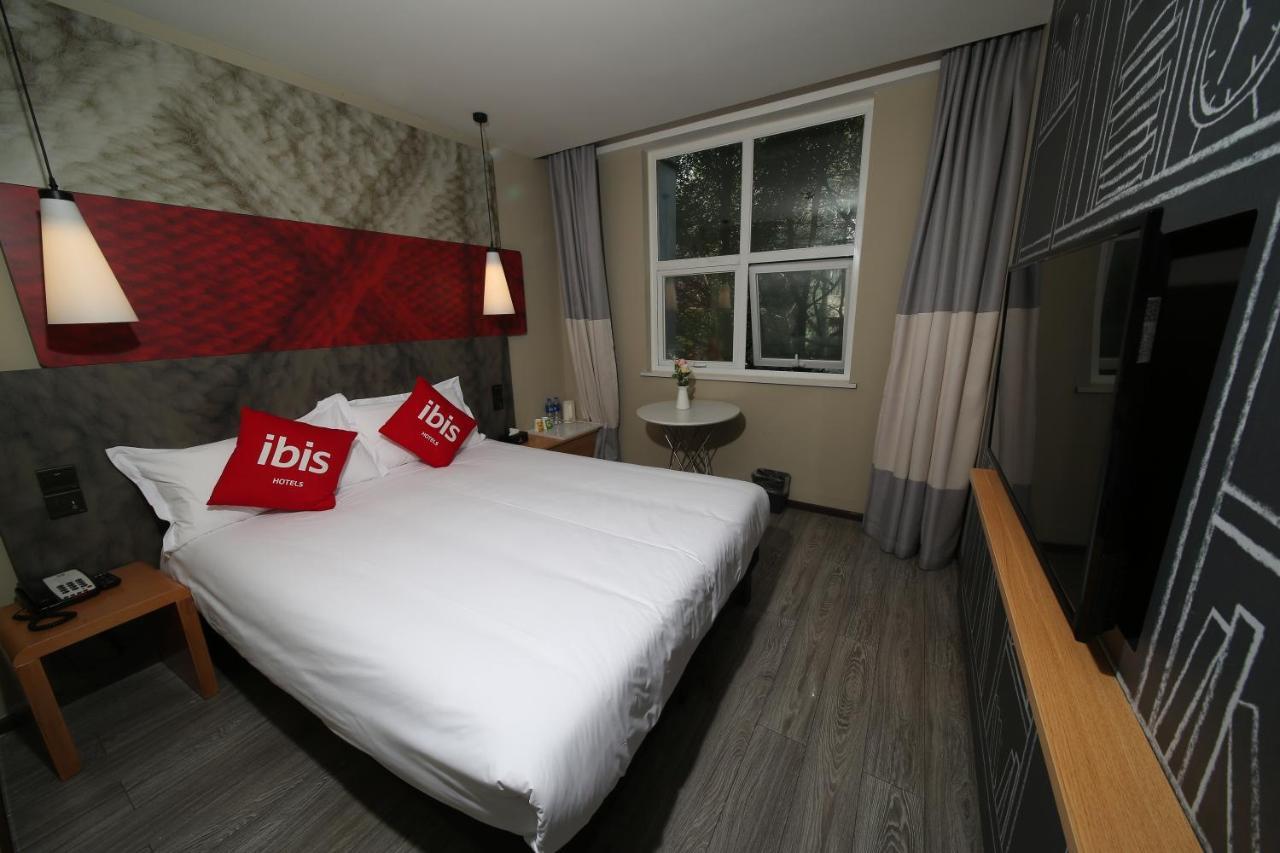 Ibis Chengdu Meizhou Center Екстер'єр фото