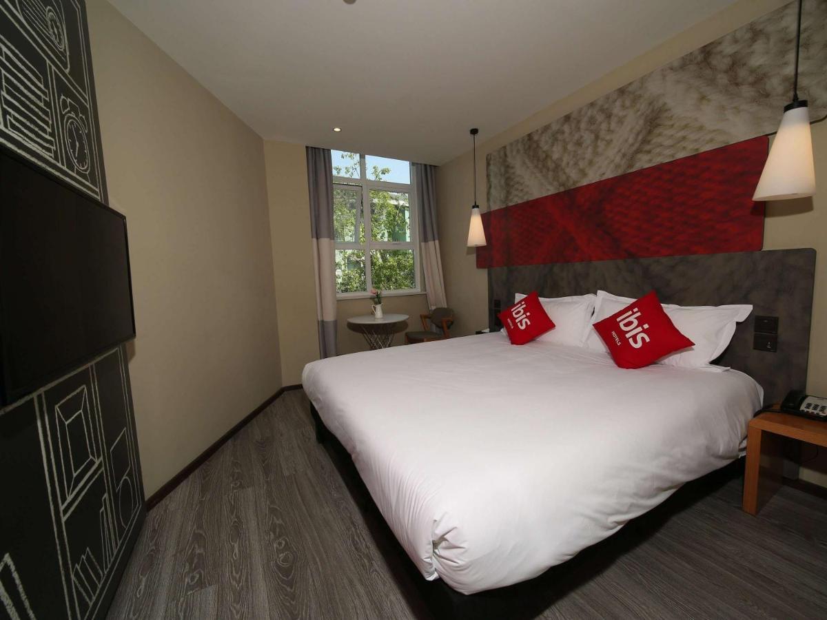 Ibis Chengdu Meizhou Center Екстер'єр фото